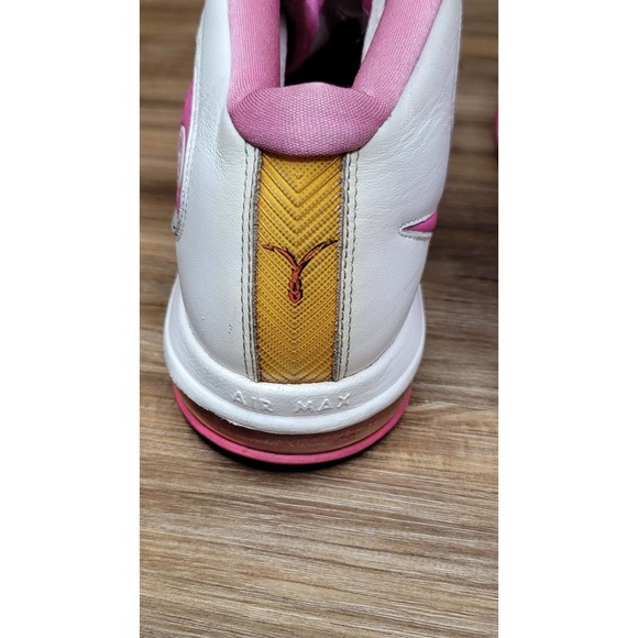 Nike Zoom Soldier IV 4 LeBron James Kay Yow Think Pink Wmns Basketball Shoes - Picture 6 of 10
